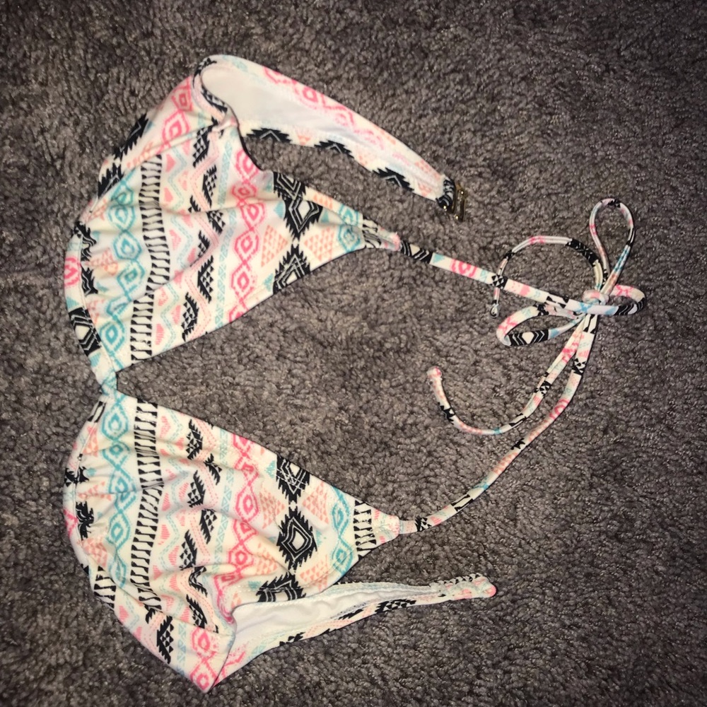 Hot water bikini top